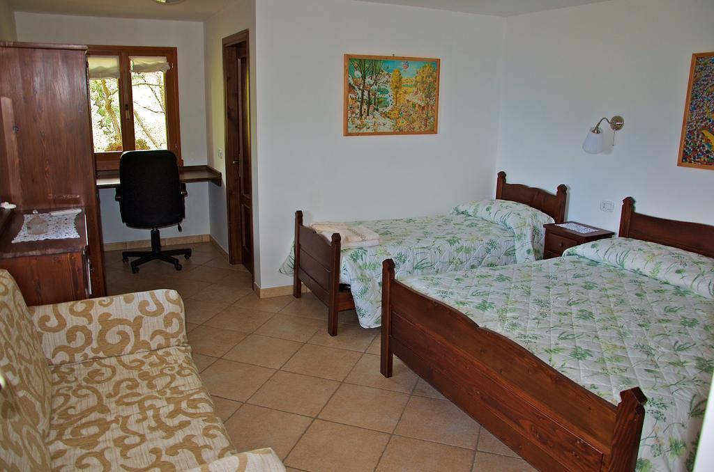 B&B L'Ariosa Lago D'Idro Crone Zimmer foto