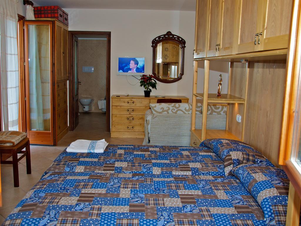 B&B L'Ariosa Lago D'Idro Crone Zimmer foto